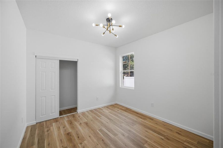 Spacious, unfurnished interior of a new home in , Tampa (Image 25).