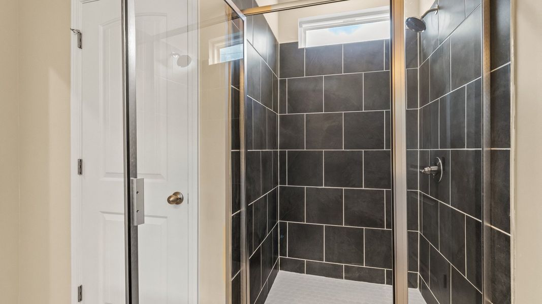 Representative furnished interior of a home built from the Millhaven by DRB Homes in Enclave at Evergreen, Fairburn (Image 17).