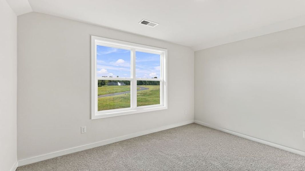 Spacious, unfurnished interior of a new home in Williams Ridge, Woodruff (Image 33).