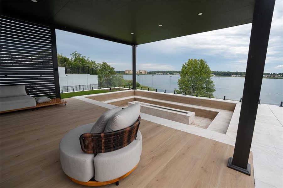 Exterior details and patio area of a home in , Montverde (Image 27).