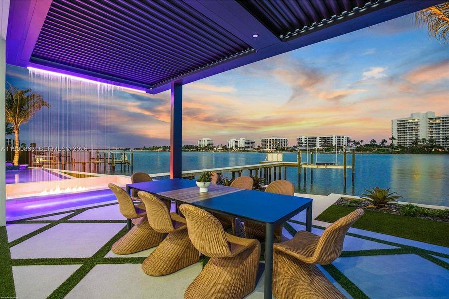 Pool / Patio