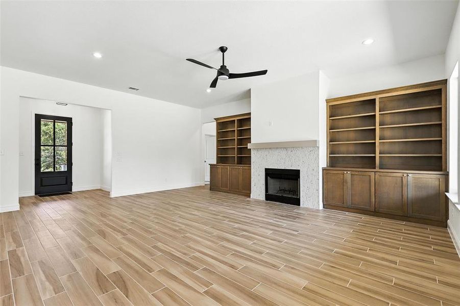 Spacious, unfurnished interior of a new home in , Weatherford (Image 25). Spacious, unfurnished interior of a new home in , Weatherford (Image 25).