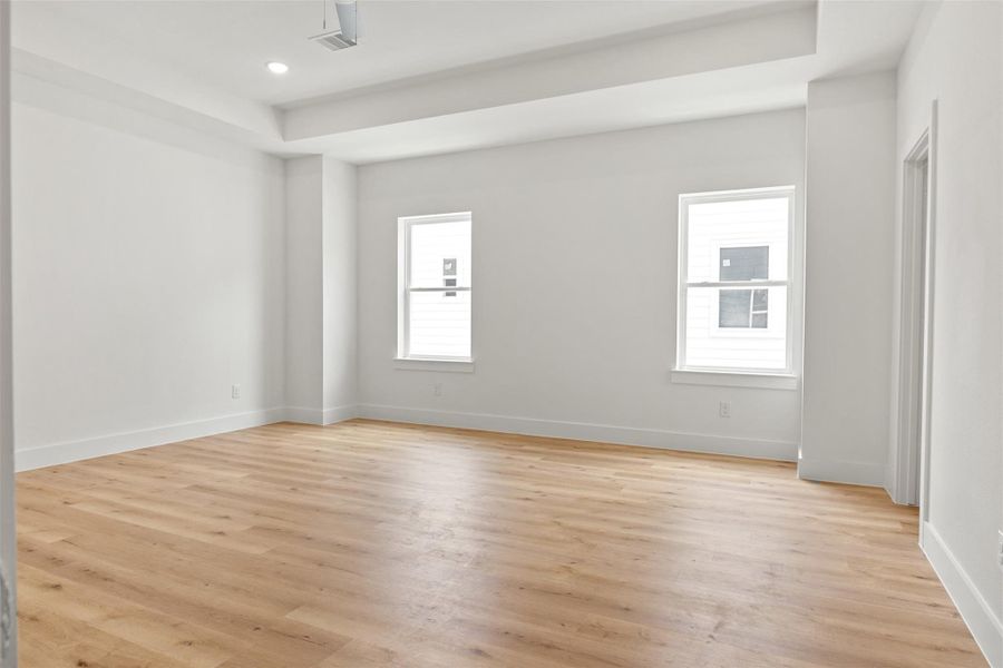 Enjoy the impressive scale of the living area, elevated by soaring 11-foot ceilings that enhance the sense of space and light. Enjoy the impressive scale of the living area, elevated by soaring 11-foot ceilings that enhance the sense of space and light.