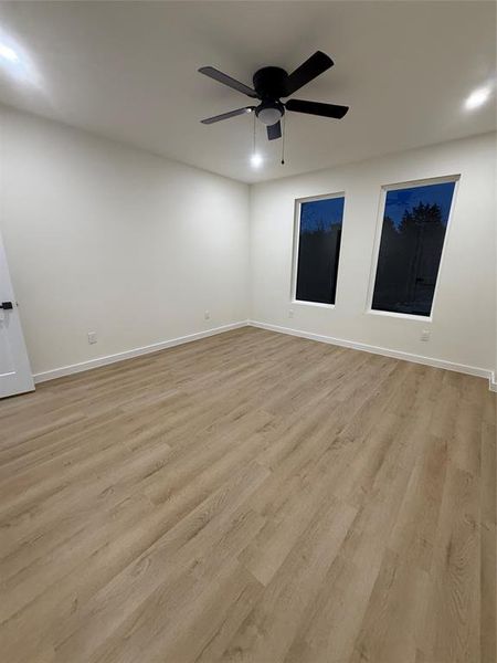 Spacious, unfurnished interior of a new home in , Dallas (Image 12).