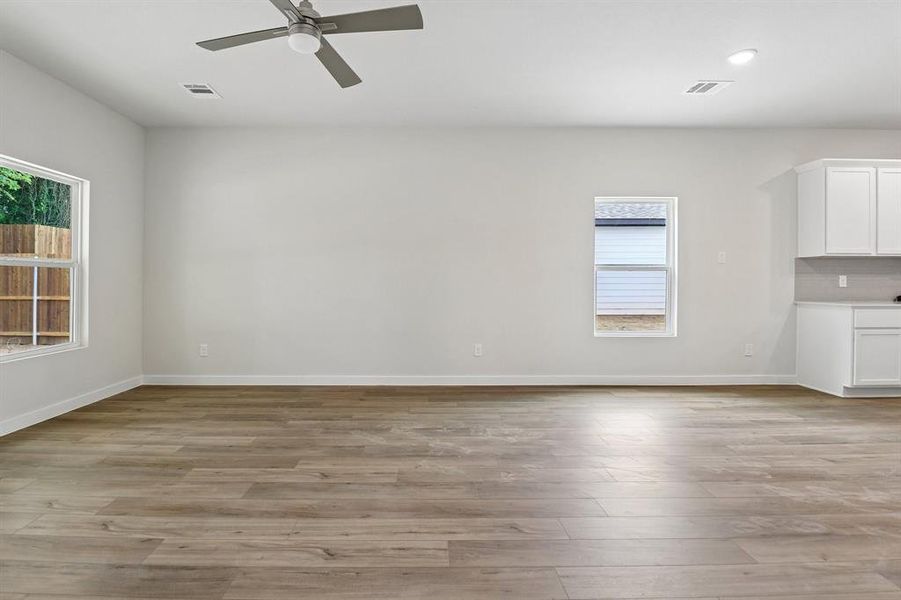 Spacious, unfurnished interior of a new home in Pennsylvania Avenue, Springtown (Image 11). Spacious, unfurnished interior of a new home in Pennsylvania Avenue, Springtown (Image 11).