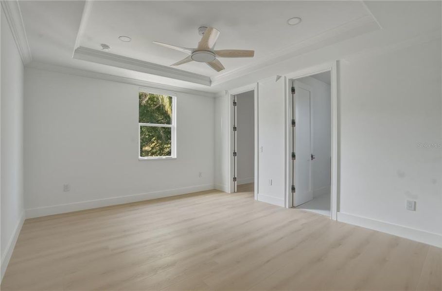 Spacious, unfurnished interior of a new home in , Safety Harbor (Image 15).