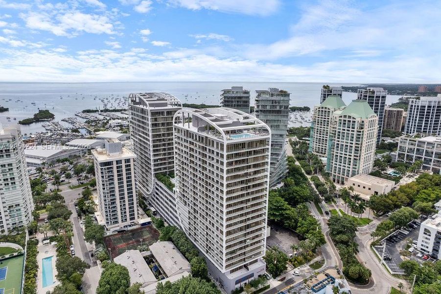 Condo located in Miami, FL showcasing its design and architecture (Image 27). Condo located in Miami, FL showcasing its design and architecture (Image 27).