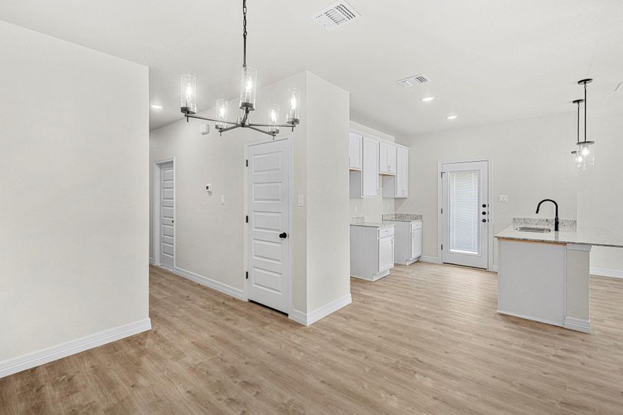 Spacious, unfurnished interior of a new home in , Killeen (Image 25). Spacious, unfurnished interior of a new home in , Killeen (Image 25).