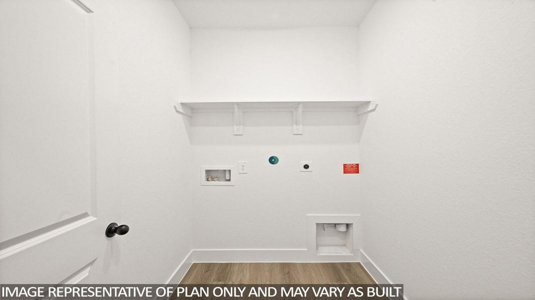 Spacious, unfurnished interior of a new home in Newport Pointe, Crosby (Image 19).