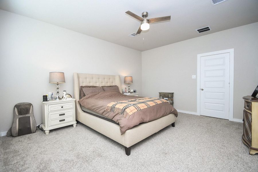 Furnished interior view inside a new home in , Houston (Image 15). Furnished interior view inside a new home in , Houston (Image 15).