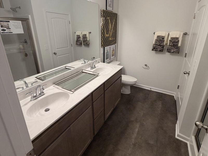 STOCK PHOTO: Primary Bath