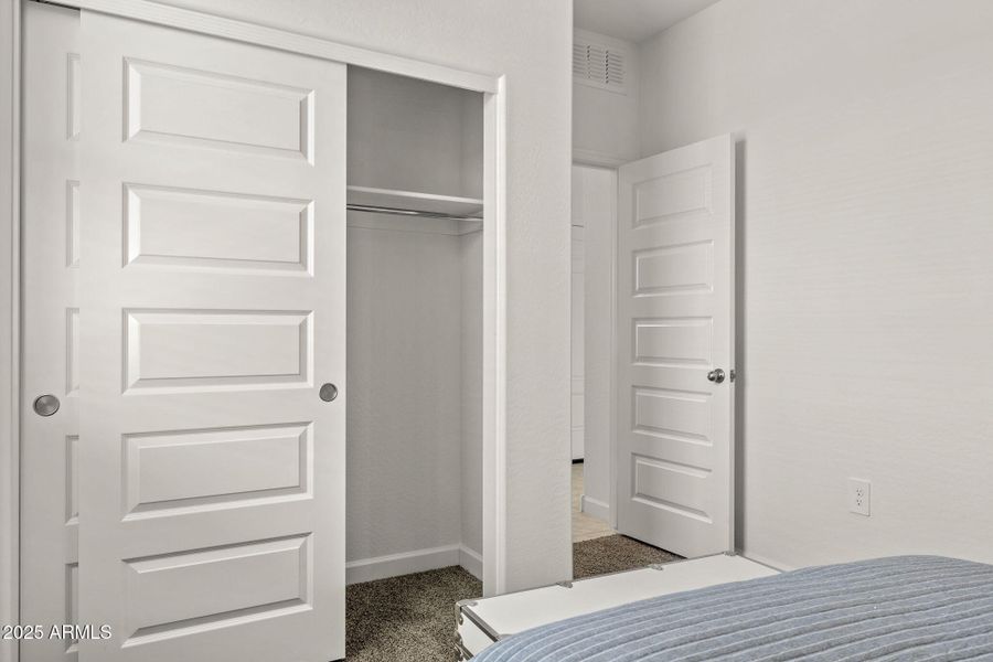 Easton Bedroom 3, Former Model pic