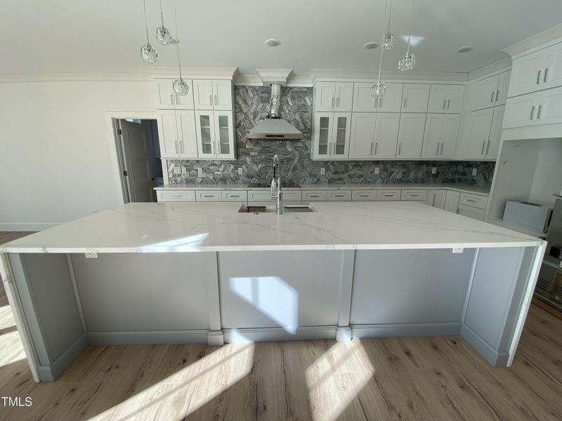 Kitchen / Island