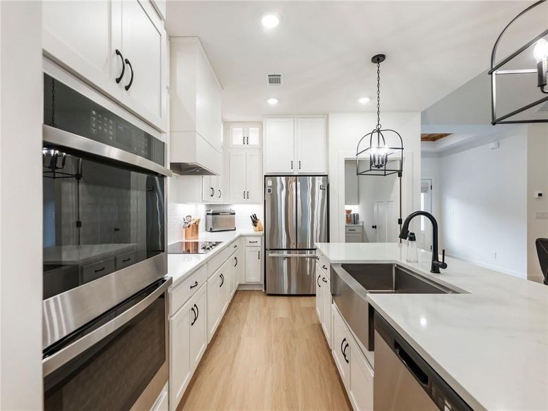 Furnished interior view inside a new home in , Gillsville (Image 19).