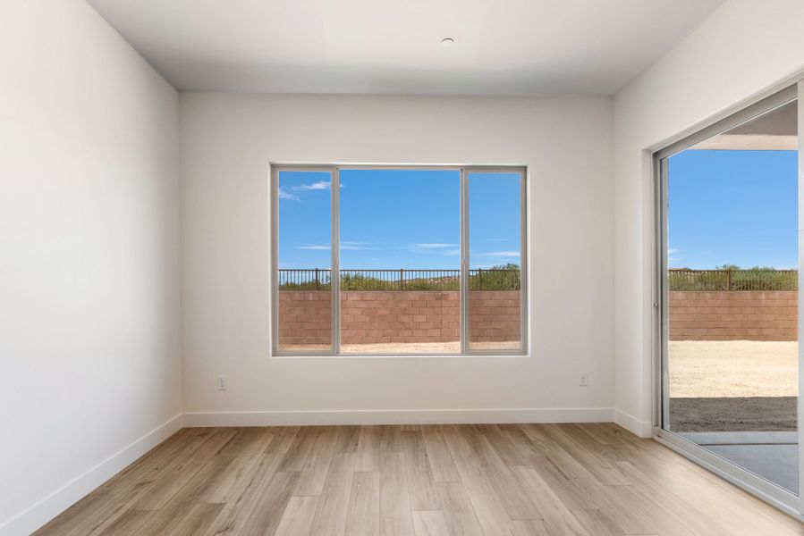 Spacious, unfurnished interior of a new home in Vistoso Canyon Estates, Oro Valley (Image 21).