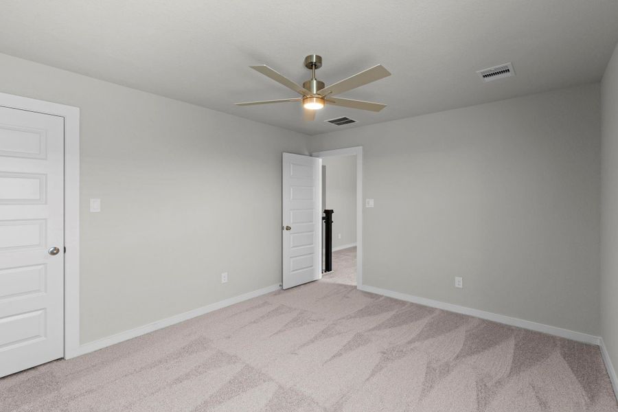Spacious, unfurnished interior of a new home in Briarwood Crossing, Rosenberg (Image 28). Spacious, unfurnished interior of a new home in Briarwood Crossing, Rosenberg (Image 28).