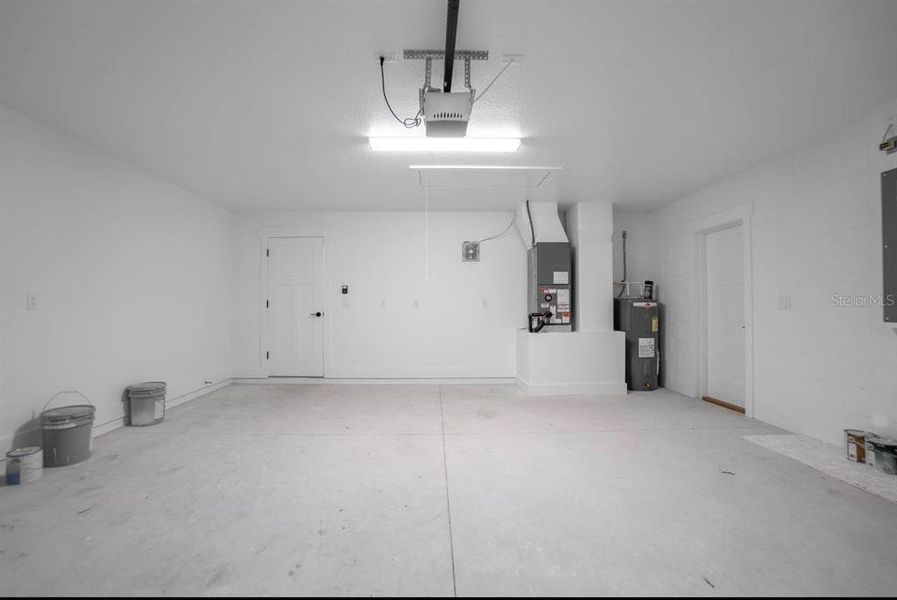 Image 52 of a home in .