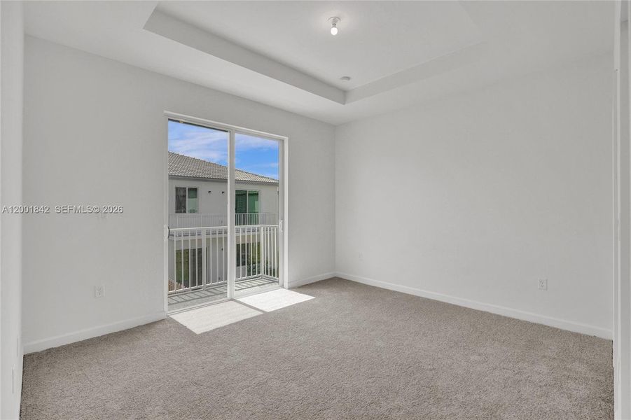 Spacious, unfurnished interior of a new home in , Homestead (Image 19).