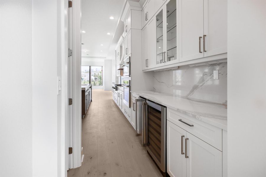 Furnished interior view inside a new home in Artistry Palm Beach, Palm Beach Gardens (Image 6). Furnished interior view inside a new home in Artistry Palm Beach, Palm Beach Gardens (Image 6).