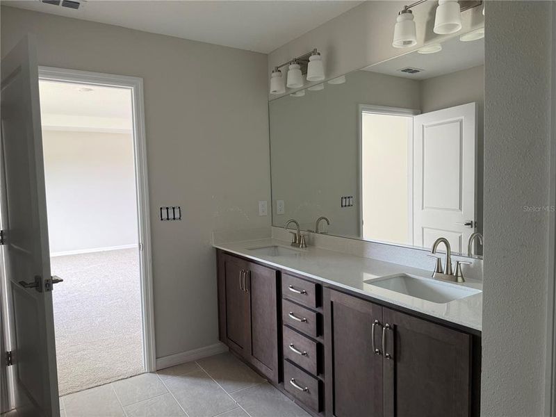 Furnished interior view inside a new home in Oakfield Trails Traditional, Parrish (Image 10). Furnished interior view inside a new home in Oakfield Trails Traditional, Parrish (Image 10).