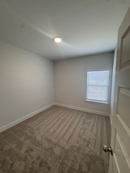Spacious, unfurnished interior of a new home in Rookers Bend, Smyrna (Image 8).