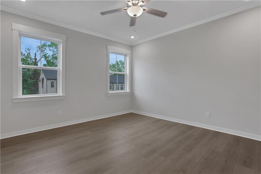 Spacious, unfurnished interior of a new home in , Roswell (Image 10).