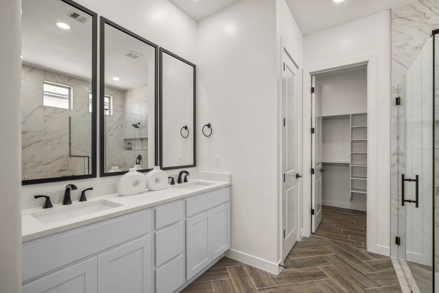 Furnished interior view inside a new home in Painted Sky, El Paso (Image 32). Furnished interior view inside a new home in Painted Sky, El Paso (Image 32).