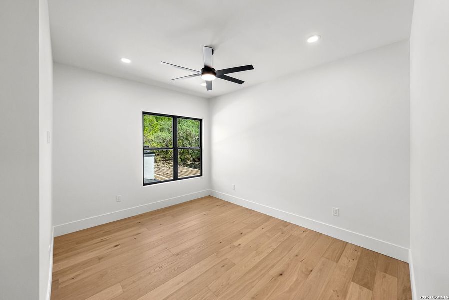Spacious, unfurnished interior of a new home in , Boerne (Image 66).