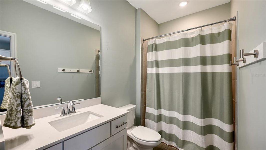 Furnished interior view inside a new home in , Bradenton (Image 44).