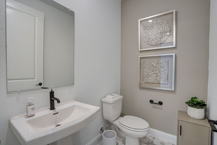 Furnished interior view inside a new home in Cross Creek Meadows, Celina (Image 10). Furnished interior view inside a new home in Cross Creek Meadows, Celina (Image 10).