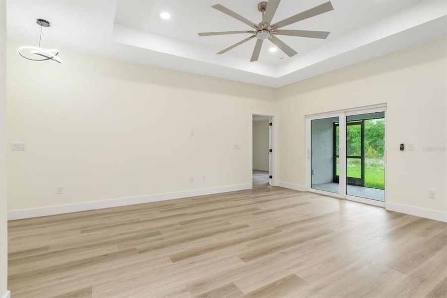 Spacious, unfurnished interior of a new home in , Port Charlotte (Image 22).