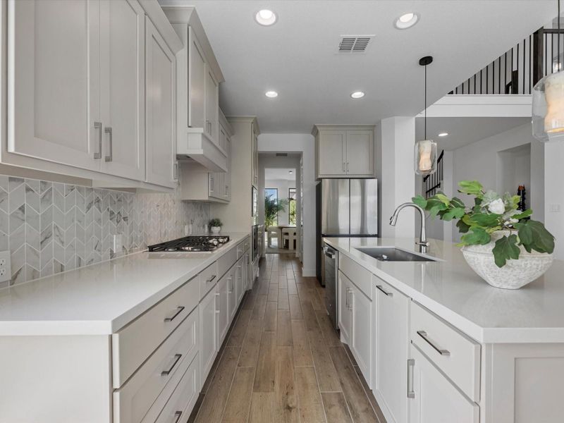 Furnished interior view inside a new home in Valencia, Manvel (Image 19).