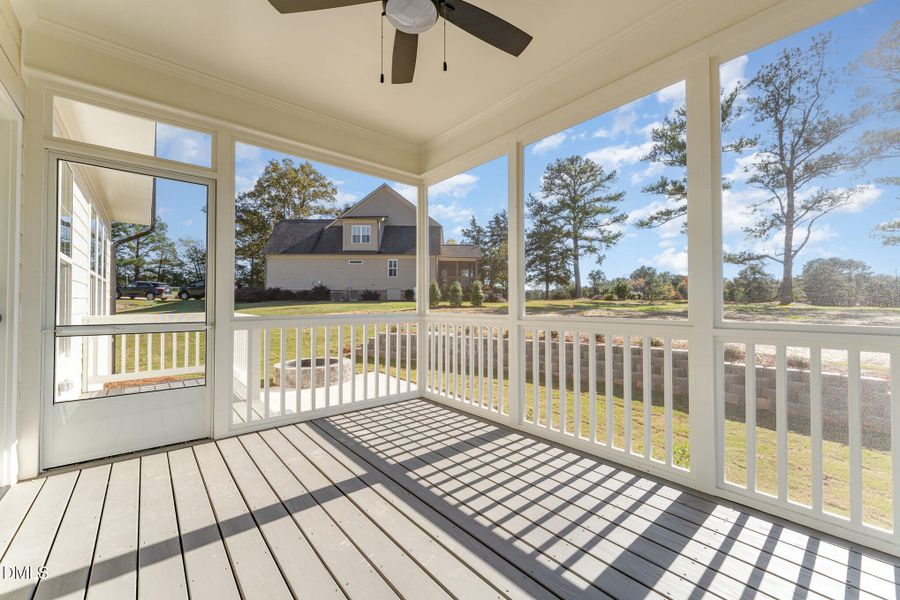 027_dsc07535-edit_561