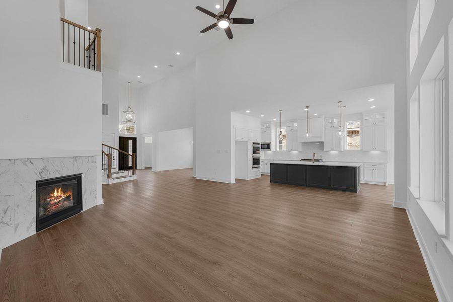 Spacious, unfurnished interior of a new home in Bridgeland, Cypress (Image 31).