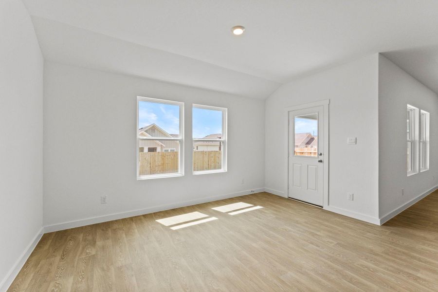 Spacious, unfurnished interior of a new home in Sonoma Oaks, Fredericksburg (Image 25). Spacious, unfurnished interior of a new home in Sonoma Oaks, Fredericksburg (Image 25).
