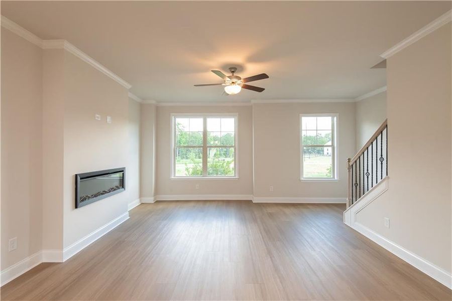 Spacious, unfurnished interior of a new home in Towns at Enclave, Lawrenceville (Image 8).