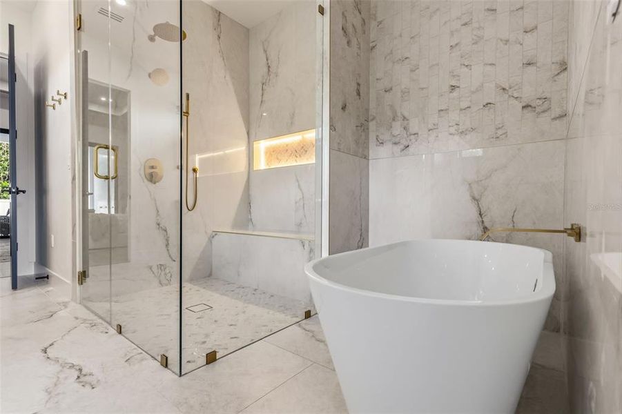 Furnished interior view inside a new home in , Winter Park (Image 61).