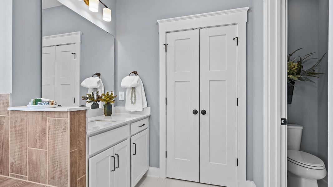 Representative furnished interior of a home built from the Stonehaven by DRB Homes in Pinebrook, Woodruff (Image 34).