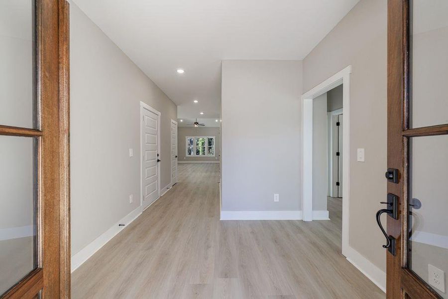 Spacious, unfurnished interior of a new home in , Carrollton (Image 22).