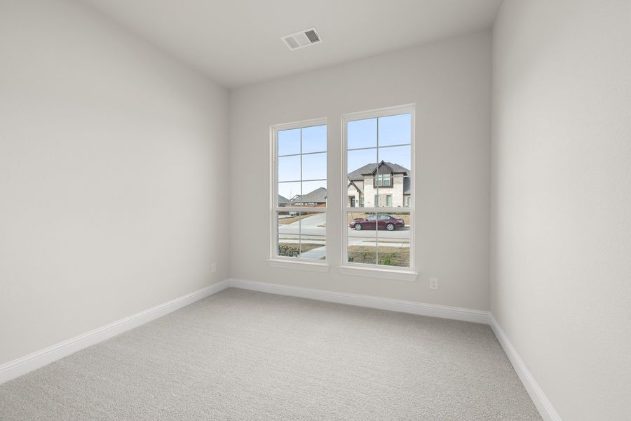 Spacious, unfurnished interior of a new home in Hayes Crossing, Midlothian (Image 16).