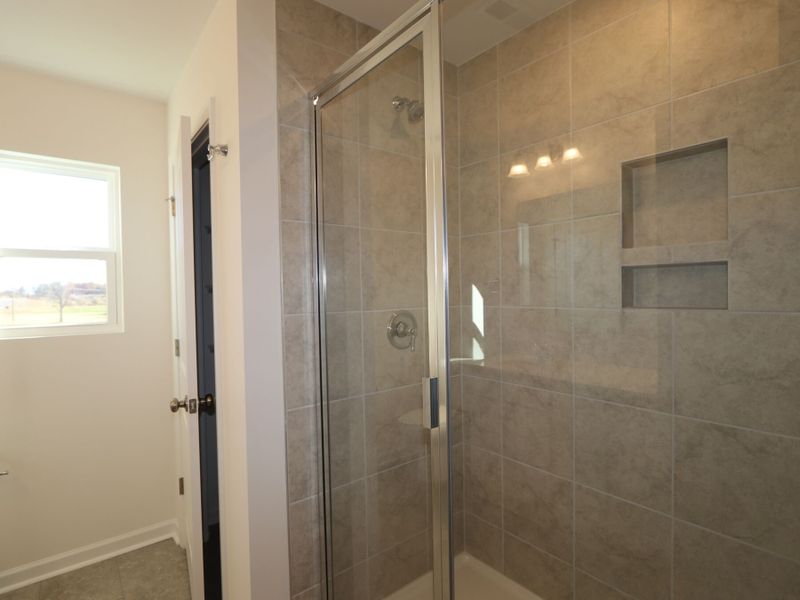 Owner's Bathroom Owner's Bathroom