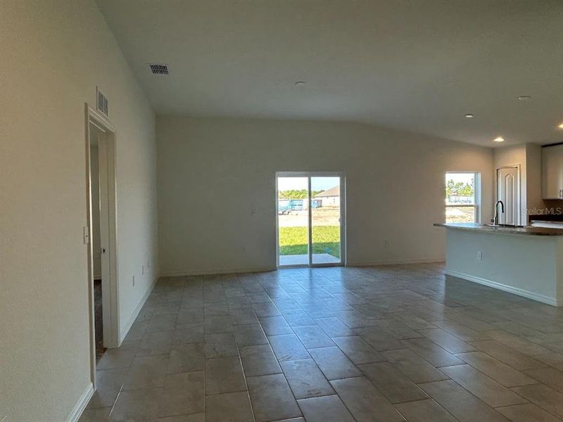 Spacious, unfurnished interior of a new home in James Farms, Bartow (Image 9). Spacious, unfurnished interior of a new home in James Farms, Bartow (Image 9).