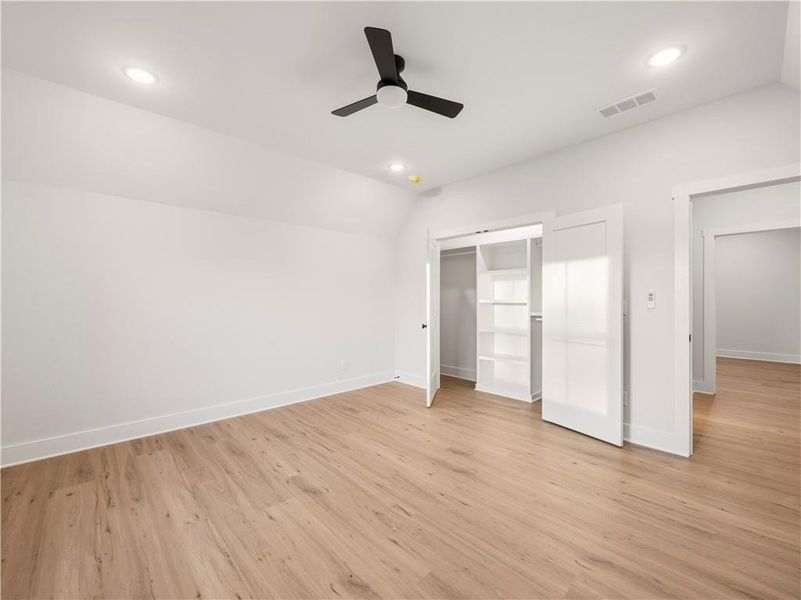 Spacious, unfurnished interior of a new home in , Gainesville (Image 58).