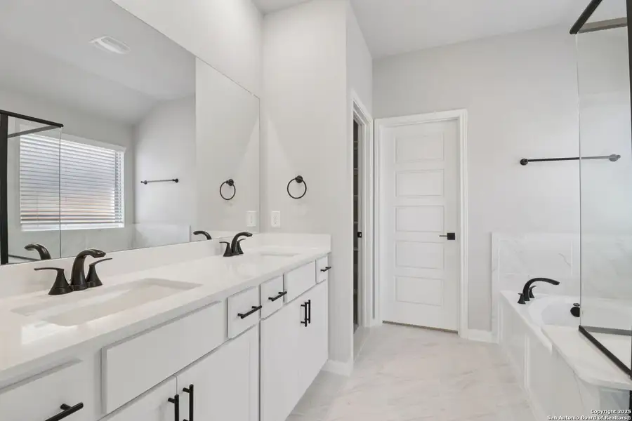 Furnished interior view inside a new home in Arcadia Ridge - Classic Series, San Antonio (Image 5). Furnished interior view inside a new home in Arcadia Ridge - Classic Series, San Antonio (Image 5).