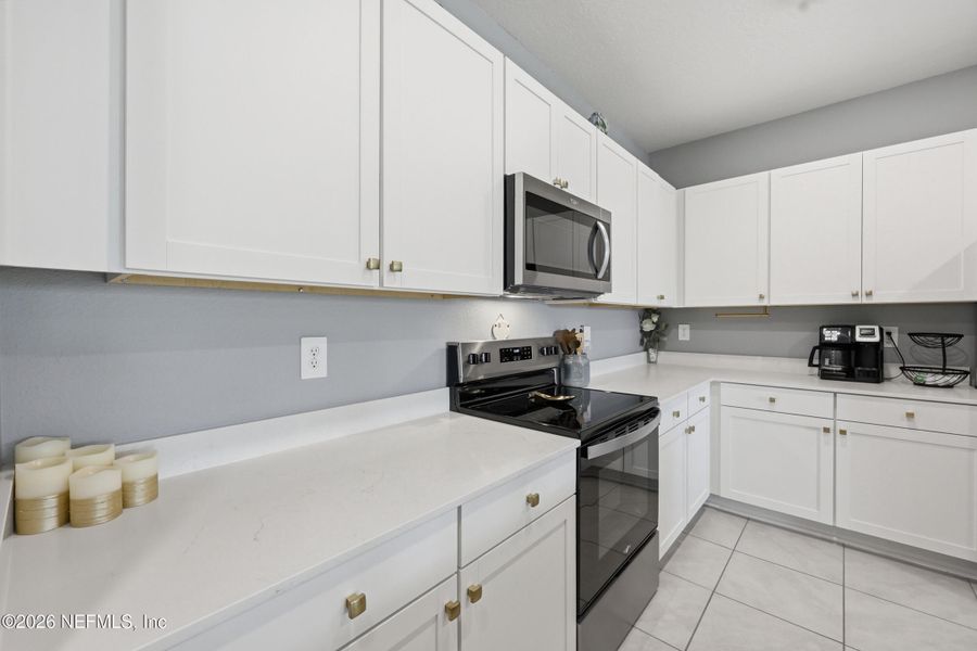 Furnished interior view inside a new home in , St. Augustine (Image 16).