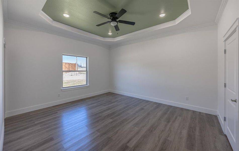Spacious, unfurnished interior of a new home in , Azle (Image 18).