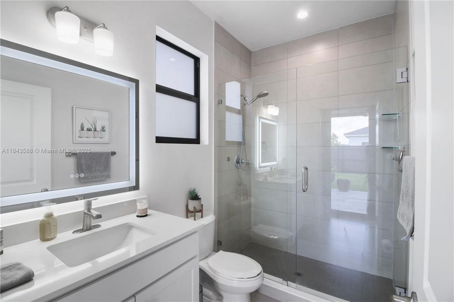 Furnished interior view inside a new home in , Homestead (Image 38).