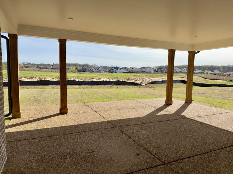 Exterior details and patio area of a home in White Oak, Arlington (Image 3).