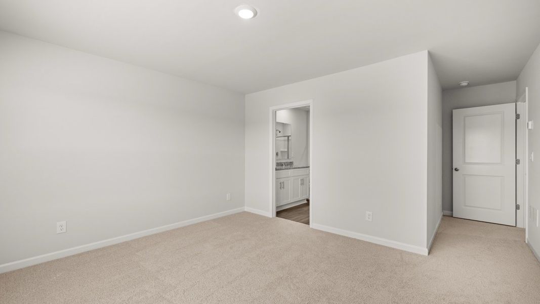 Representative unfurnished interior of a home built from the Pattison by D.R. Horton in Rushing Waters Townhomes, North Augusta (Image 22).