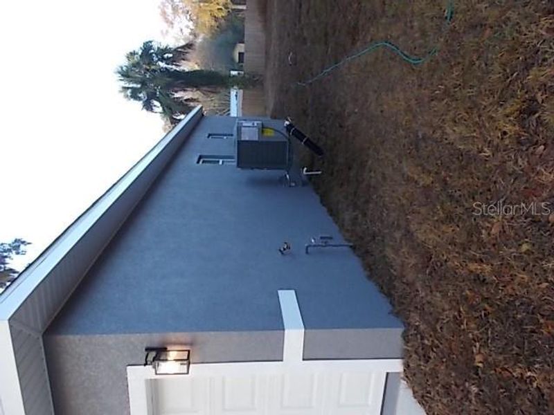 Exterior details and patio area of a home in , Daytona Beach (Image 20).